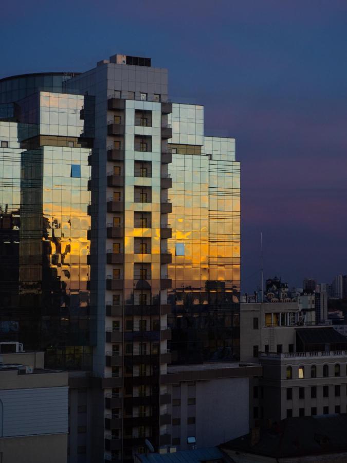 11 Mirrors Design Hotel Kiew Exterior foto