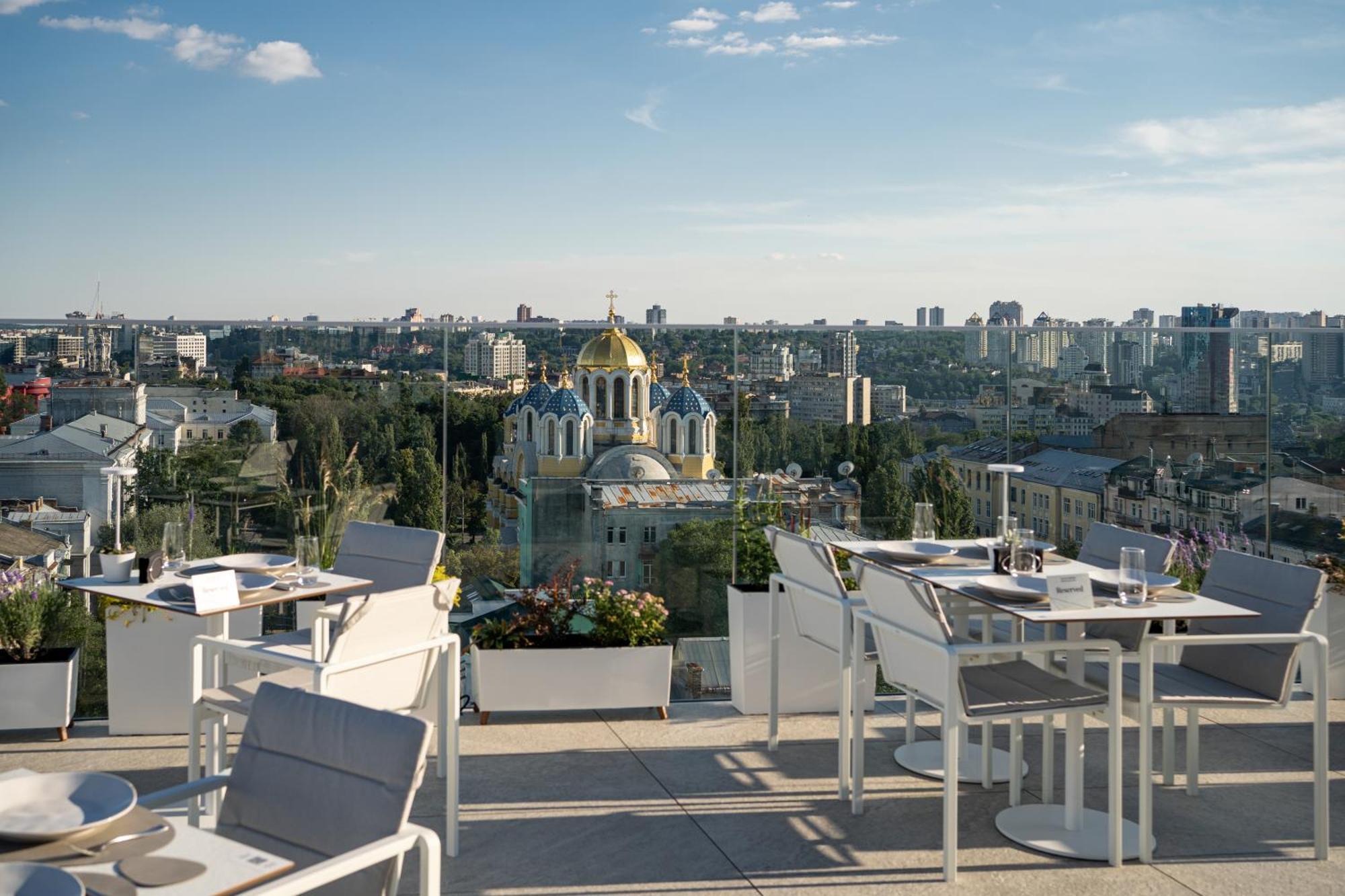 11 Mirrors Design Hotel Kiew Exterior foto