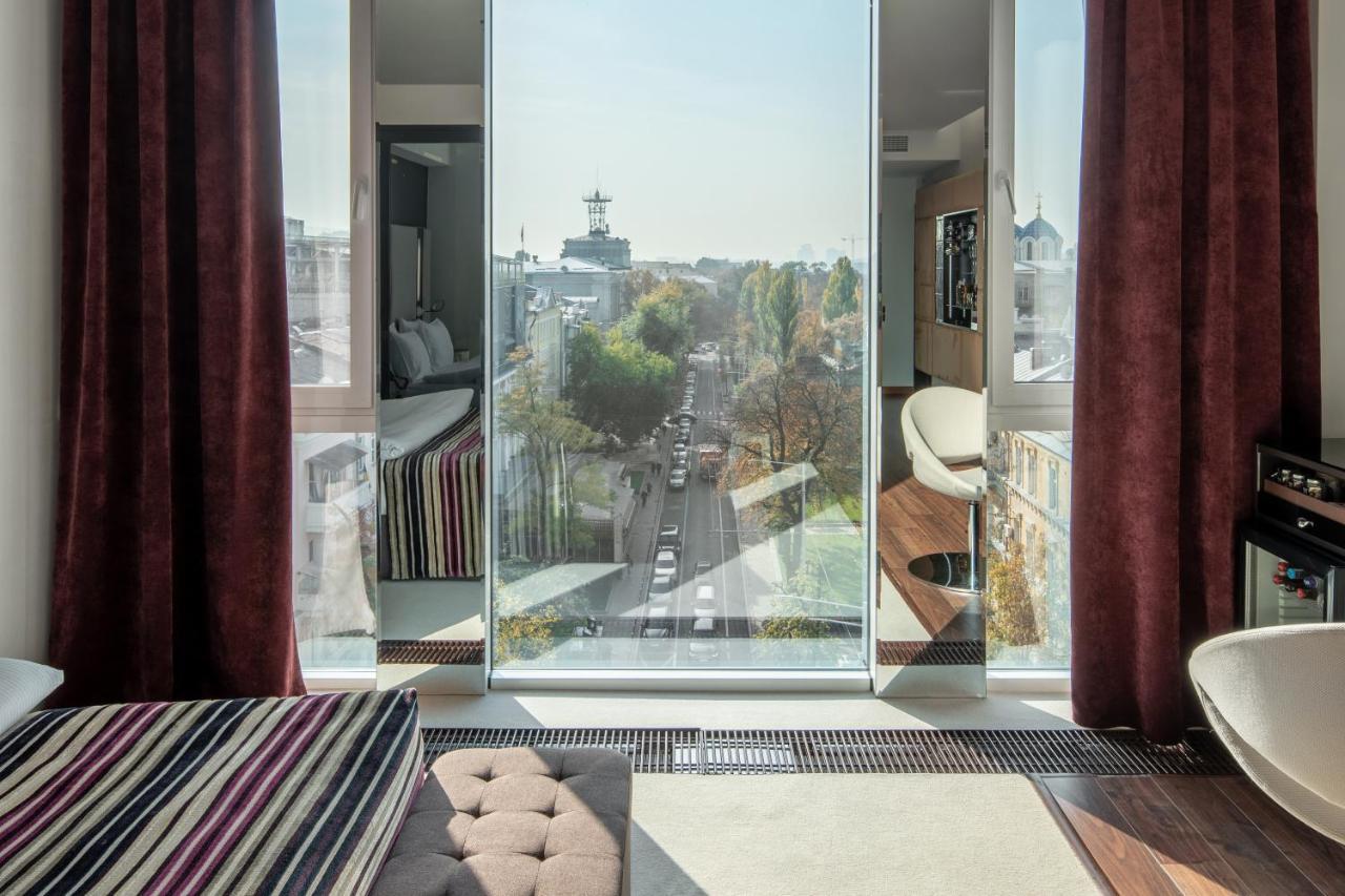 11 Mirrors Design Hotel Kiew Exterior foto